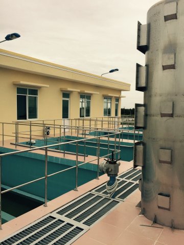Tháp oxy hóa và bể lọc